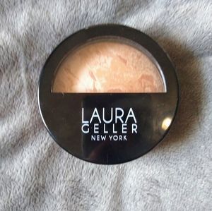NEW LAURA GELLER Color Correcting Foundation
